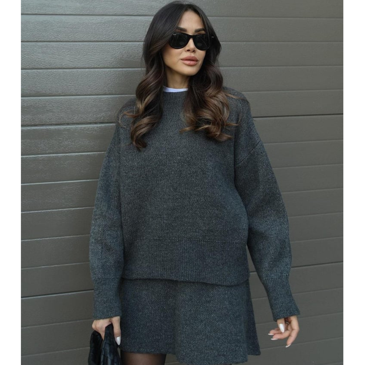 Cynthia | Moderne Tweedelige Set Voor Dames | Trui en Rok